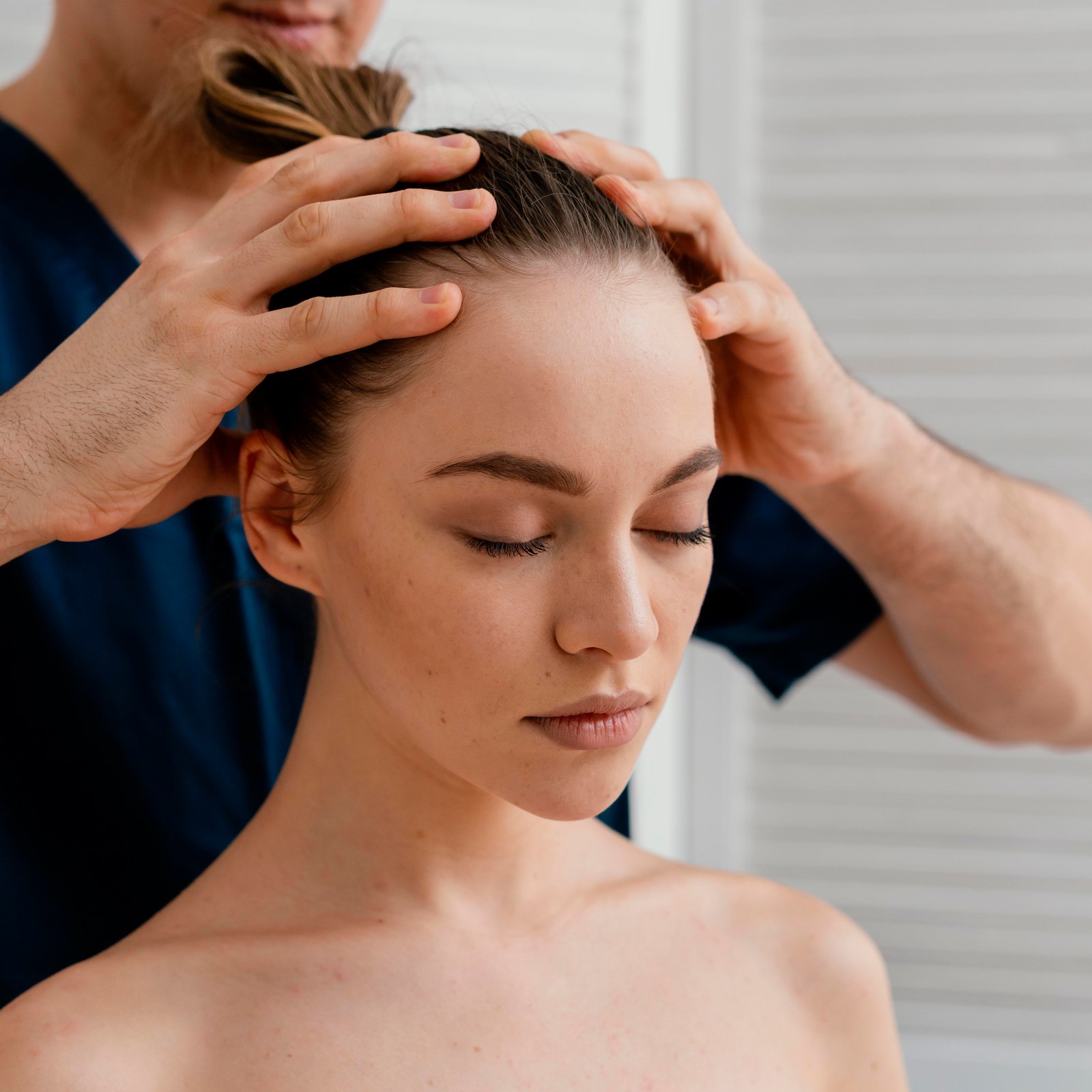 Head & Scalp Massage at Vedic Premium Spa